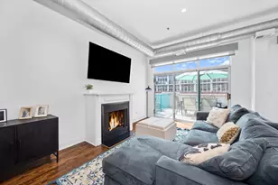 910 W Madison St, Chicago, IL 60607 - Photo 10