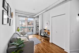 910 W Madison St, Chicago, IL 60607 - Photo 18