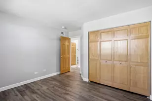 5560 Cambridge Way, Hanover Park, IL 60133 - Photo 32