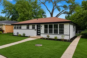 9513 Lowell Ave, Skokie, IL 60076 - Photo 1