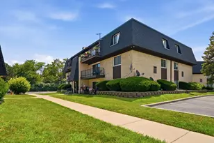 11123 S 84th Ave, Palos Hills, IL 60465 - Photo 2