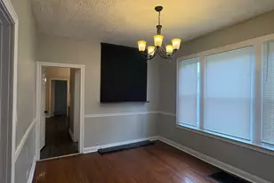 9331 S Evans Ave, Chicago, IL 60619 - Photo 6