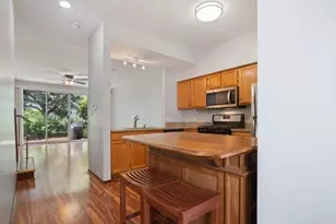 295 Hunterdon Ct, Schaumburg, IL 60194 - Photo 2