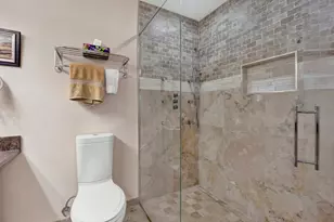 4426 W Hutchinson St, Chicago, IL 60641 - Photo 20