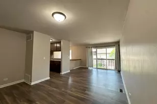276 Sioux Dr, Bolingbrook, IL 60440 - Photo 4