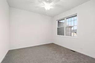76 Olympus Dr, Tinley Park, IL 60477 - Photo 30