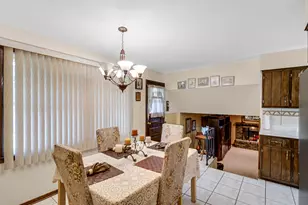 544 Thornwood Dr, South Holland, IL 60473 - Photo 8