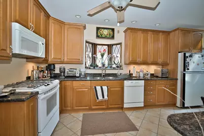 5974 W Miami Avenue, Chicago, IL 60646 - Photo 22