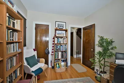 5974 W Miami Avenue, Chicago, IL 60646 - Photo 18