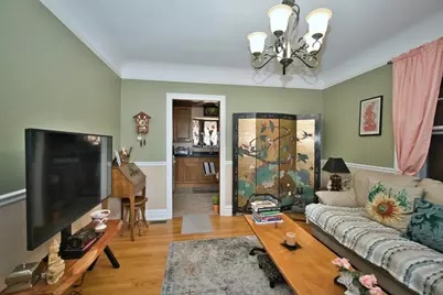 5974 W Miami Avenue, Chicago, IL 60646 - Photo 14