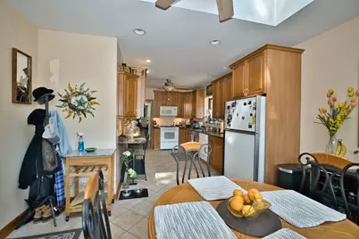 5974 W Miami Avenue, Chicago, IL 60646 - Photo 30