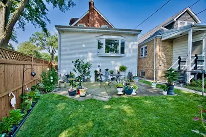 5974 W Miami Avenue, Chicago, IL 60646 - Photo 8