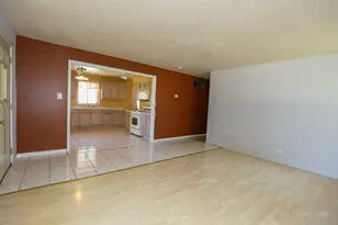 727 Longfellow Ln, Mundelein, IL 60060 - Photo 8