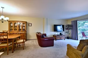 1321 S Finley Rd, Lombard, IL 60148 - Photo 20