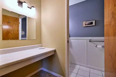 1321 S Finley Road #422, Lombard, IL 60148 - Photo 26