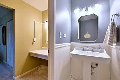 1321 S Finley Road #422, Lombard, IL 60148 - Photo 14