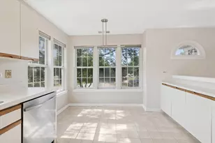 132 White Branch Ct, Buffalo Grove, IL 60089 - Photo 10