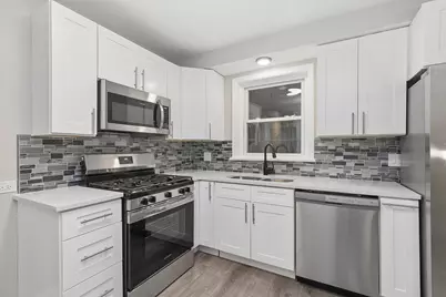 10106 S Crandon Avenue, Chicago, IL 60617 - Photo 6