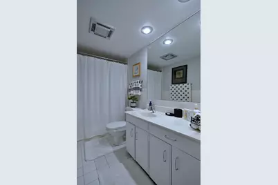 360 Claymoor Avenue #2E, Hinsdale, IL 60521 - Photo 38