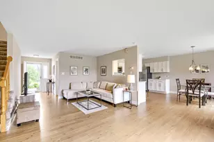 8833 Bluebird Dr, Tinley Park, IL 60487 - Photo 2