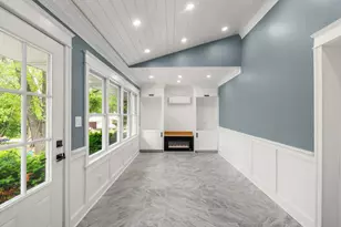 1010 W Elm St, Palatine, IL 60067 - Photo 12