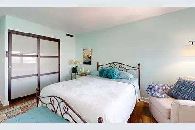 6301 N Sheridan Road #18E, Chicago, IL 60660 - Photo 8