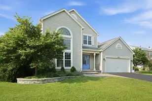 2075 Corinne Rd, Aurora, IL 60506 - Photo 2