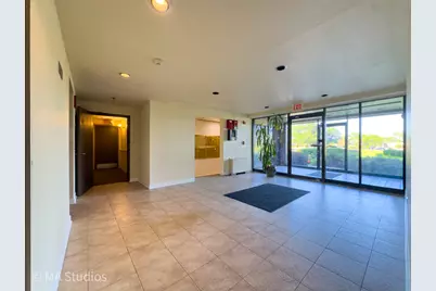 6 Villa Verde Drive #201, Buffalo Grove, IL 60089 - Photo 4
