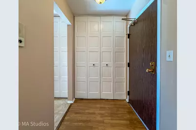 6 Villa Verde Drive #201, Buffalo Grove, IL 60089 - Photo 6