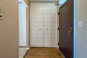 6 Villa Verde Dr, Buffalo Grove, IL 60089 - Photo 6