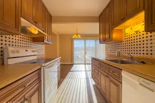 6 Villa Verde Dr, Buffalo Grove, IL 60089 - Photo 18