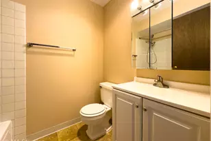 6 Villa Verde Dr, Buffalo Grove, IL 60089 - Photo 24