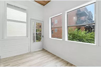 909 W Addison Street #2, Chicago, IL 60613 - Photo 12