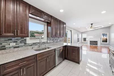 3607 Hennepin Drive, Joliet, IL 60431 - Photo 4