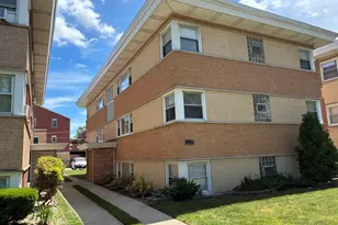 1194 S Kenilworth Ave, Oak Park, IL 60304 - Photo 1