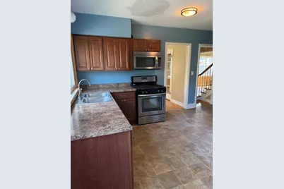 929 Garfield Avenue, Belvidere, IL 61008 - Photo 8