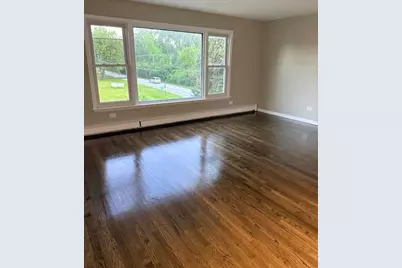 16W780 57th Street #1, Clarendon Hills, IL 60514 - Photo 2