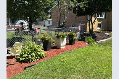 16W780 57th Street #1, Clarendon Hills, IL 60514 - Photo 22