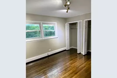 16W780 57th Street #1, Clarendon Hills, IL 60514 - Photo 6