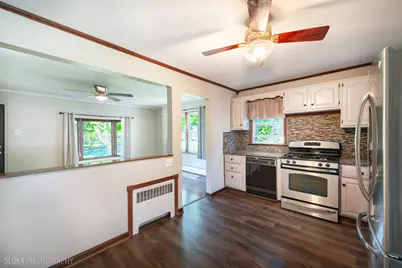 380 Charlotte Avenue, Crystal Lake, IL 60014 - Photo 8