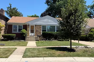 1705 S Crescent Ave, Park Ridge, IL 60068 - Photo 1