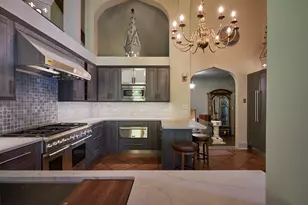 1901 W Cornelia Ave, Chicago, IL 60657 - Photo 22