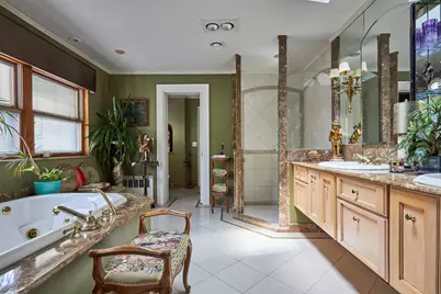 1901 W Cornelia Avenue, Chicago, IL 60657 - Photo 46