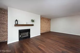 5950 Oakwood Dr, Lisle, IL 60532 - Photo 4