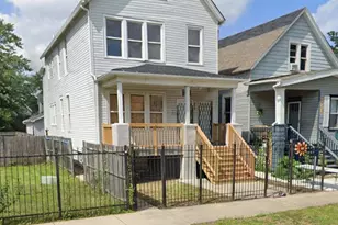 320 W 111th Pl, Chicago, IL 60628 - Photo 2