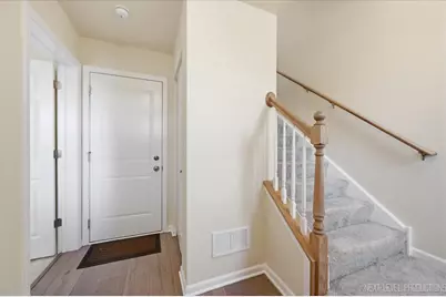 806 Finley Drive, Aurora, IL 60504 - Photo 6