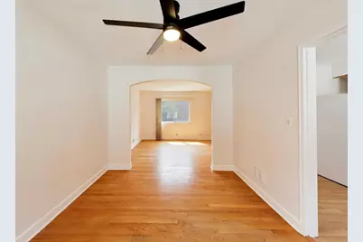 3941 W Ainslie Street #E, Chicago, IL 60625 - Photo 6