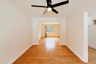 3941 W Ainslie St, Chicago, IL 60625 - Photo 6