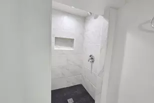 5718 W Melrose St, Chicago, IL 60634 - Photo 14
