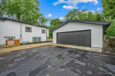 18172 W Twin Lakes Boulevard, Grayslake, IL 60030 - Photo 32